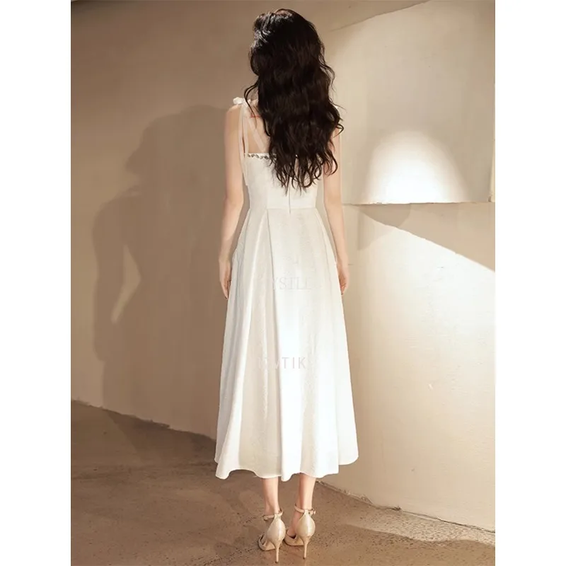 Gaun Pengantin A-line Sederhana Tali Spaghetti Putih Gaun Musim Panas Malam Seksi Wanita Gaun Midi Musim Panas Pesta Punggung Terbuka Tanpa Tali