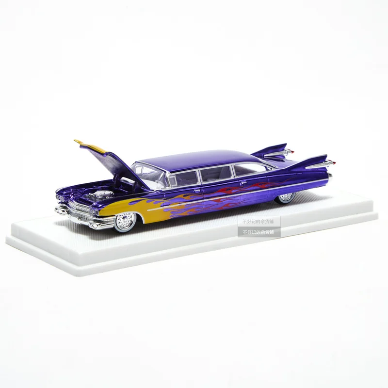 New In Stock Mechanic 1:64 Extended Cadillac Rocket Car Alloy Miniature Diecast Cadillac Ornaments Custom Toys Kids Gift