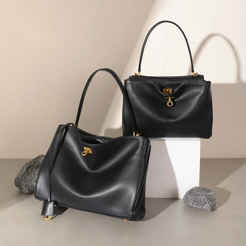 

Women's Cow Leather Underarm Shoulder Bag Female Luxury Designer Portable Handbags Ladies Work Commute Retro Soft Cowhide Bags