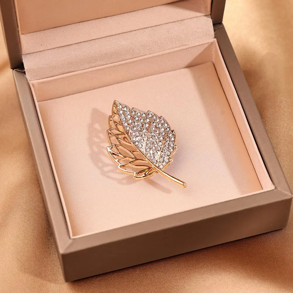 Rhinestone Tree Leaf Brooch Hollow Leaves Alloy Lapel Pin Sweater Coat Clothing Accessory Jewelry Gift for Women Girls