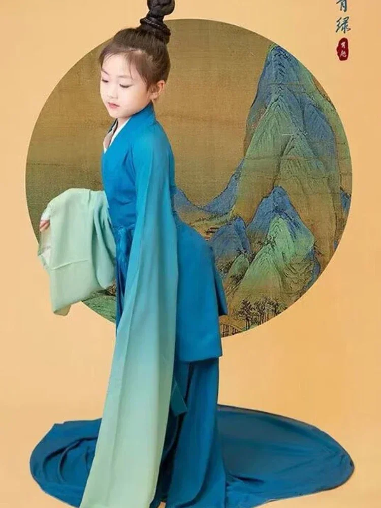 สไตล์จีน Hanfu เครื่องแต่งกายเต้นรําคลาสสิกพื้นบ้านแบบดั้งเดิม Yangko สาวเต้นรํา Elegant แห่งชาติพัดลมร่มเต้นรําเครื่องแต่งกาย
