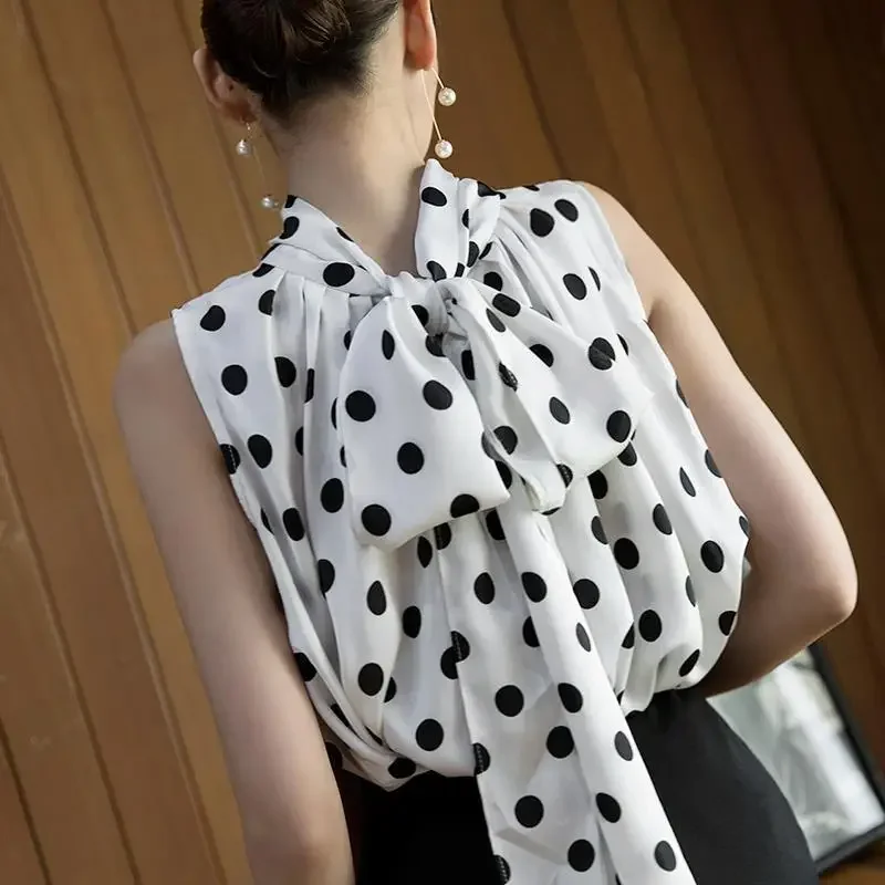 Summer White Polka Dot Fluttering Belt Hanging Neck Sleeveless Shirt Women Crop Tops Korean Fashion Scarf Neck Top Undershirt