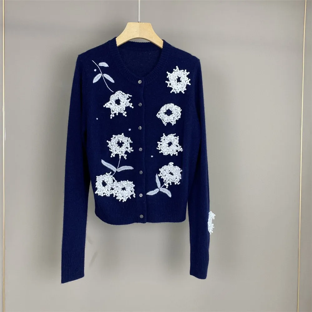 Heavy-Duty Embroidery Flower Cardigan Top Women Long Sleeved Cashmere Sweater Knitwear Fashion Temperament