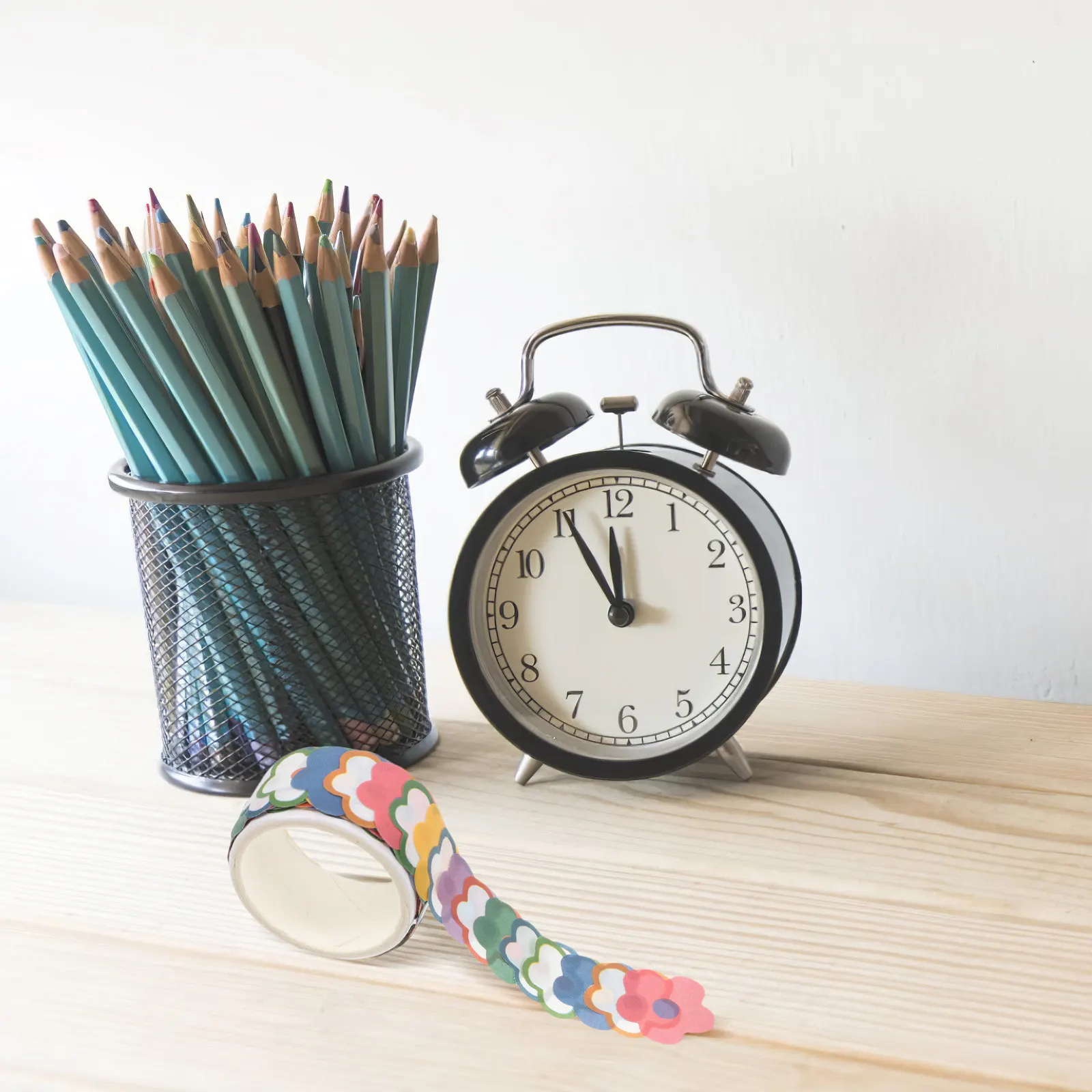 

Multi Rolls Colorful Cartoon Washi Tape Strong Adhesion for Journal Planner Scrapbook Decorative Packing Paper Planner Stickers