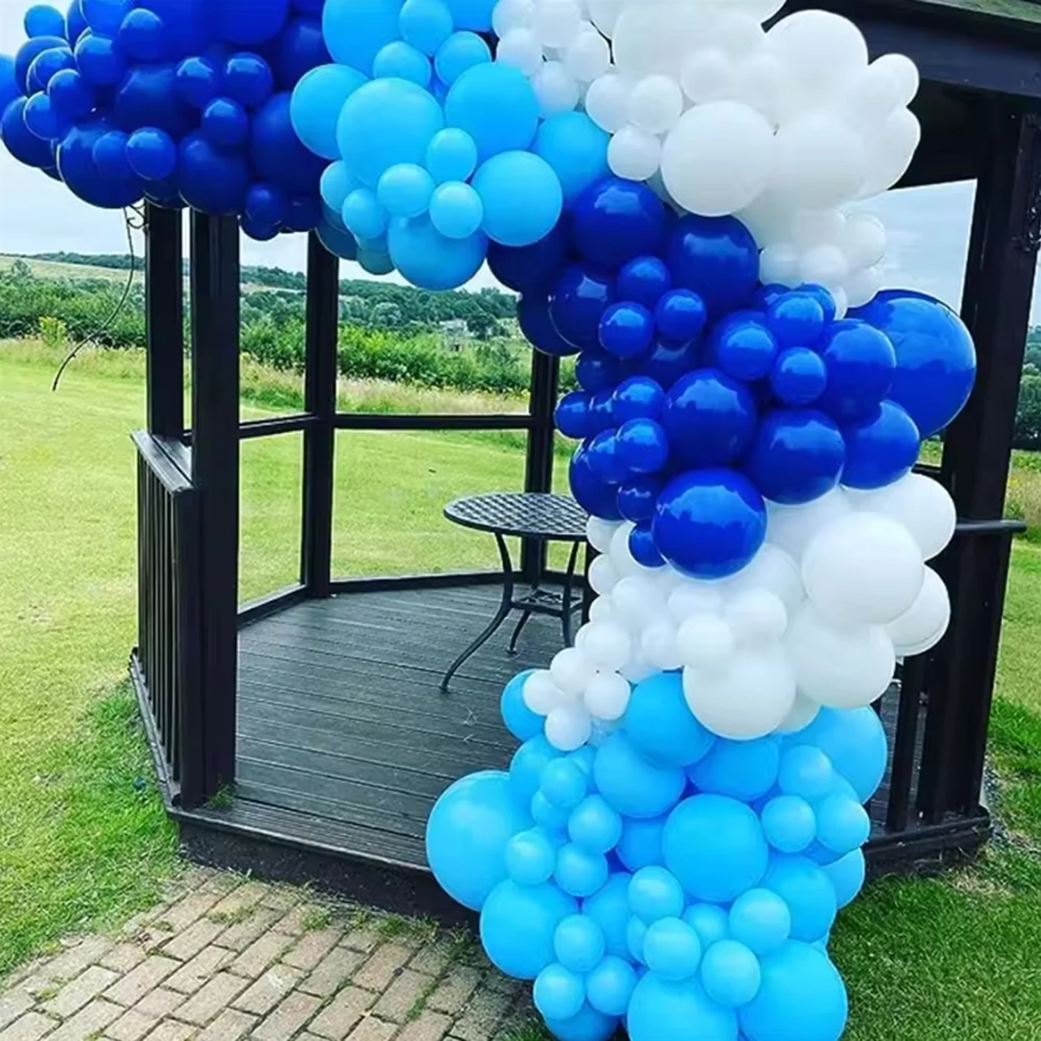 مجموعة بالونات لاتكس زرقاء وبيضاء مكونة من 109 قطع، وأعياد الميلاد المحيطية، وحفلات الزفاف، والحفلات، ومستلزمات الديكور الداخلي والخارجي