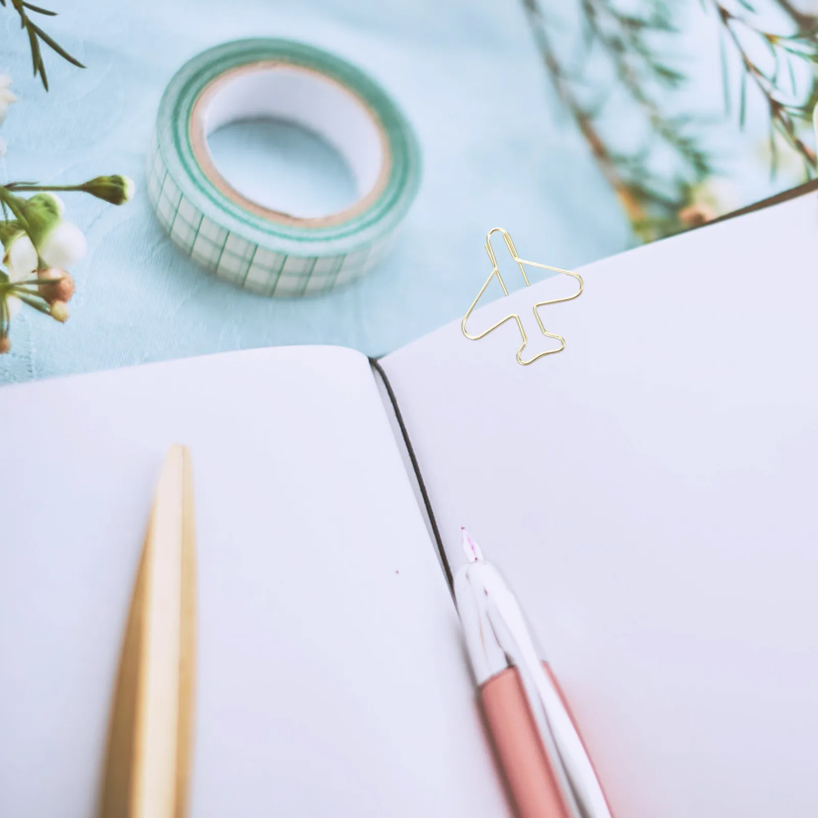 

100 шт. золотых декоративных мини-скрепок в форме самолетов, металлические зажимы для офиса, школы, планировщиков, документов, уникальные закладки