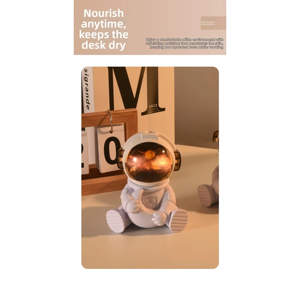 Astronaut USB Humidifier Large Mist Output Quiet Desktop Air Diffuser For Home Office Aromatherapy Essential Oil
