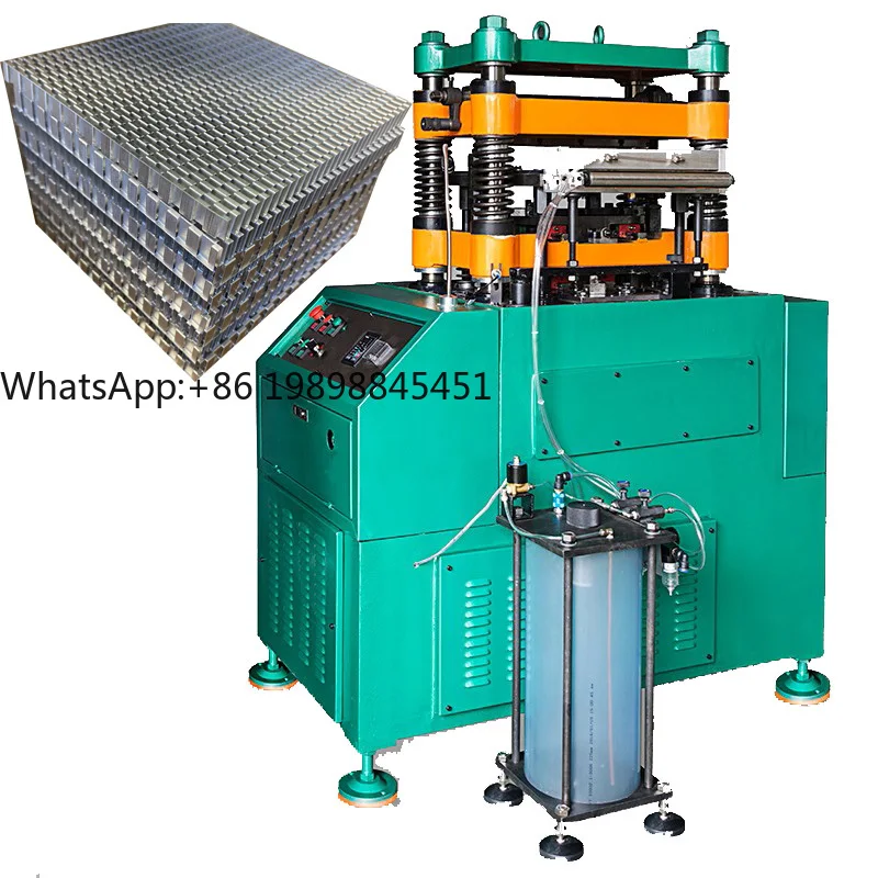 ماكينة ضغط تثقيب زعانف الألومنيوم عالية الدقة أوتوماتيكية بالكامل