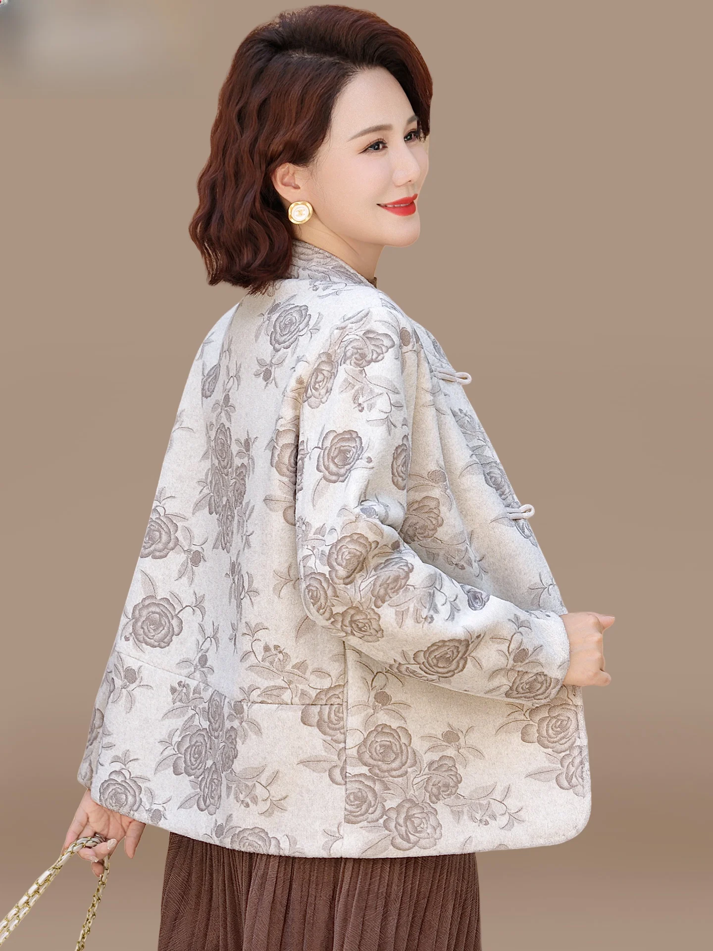 

New Chinese Sle Women's Woolen Coat Faionable Autumn Winter Outerwear for Middle-Aged And ly Ladies Ele Brand Top