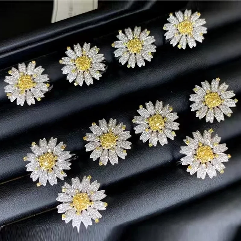 

Elegant Brand New Luxury 925 Silver Ladies Small Daisy Flower Ring Exquisite Sunflower Yellow Bridal Exquisite Jewelry Gift