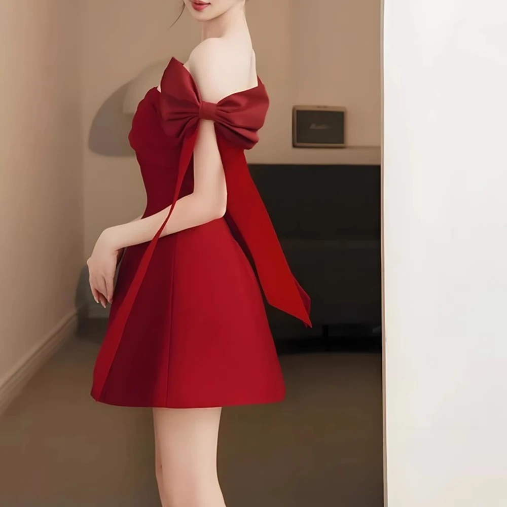 Twotwinstyle 赤痩身ソリッドちょう結びエレガントなドレス女性のためのスラッシュネック半袖パッチワークひだミニドレス女性