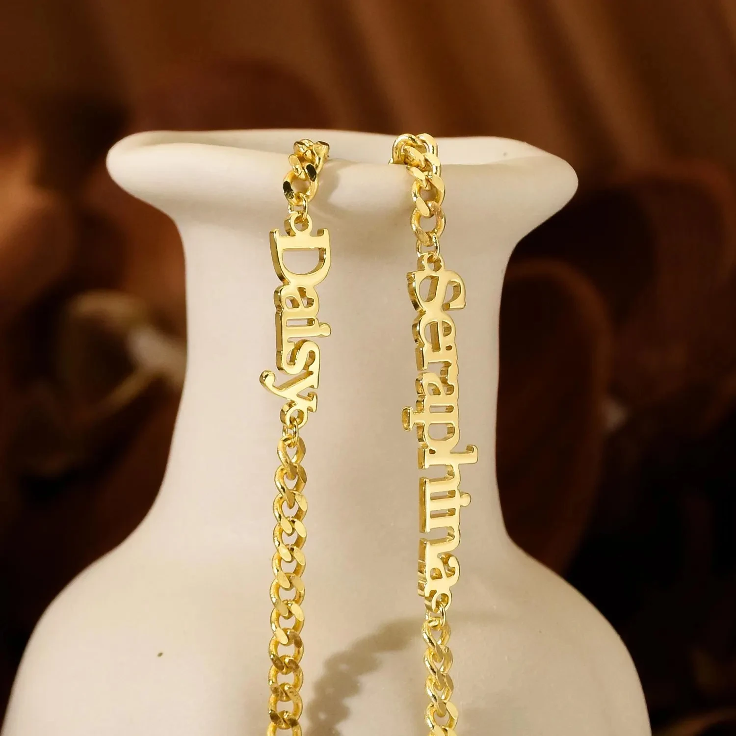 

Custom Name Bracelet Personalized Nameplated Bracelets Cuban Chain Minimalist Letter Bracelet For Women Stainless Steel Jewelry