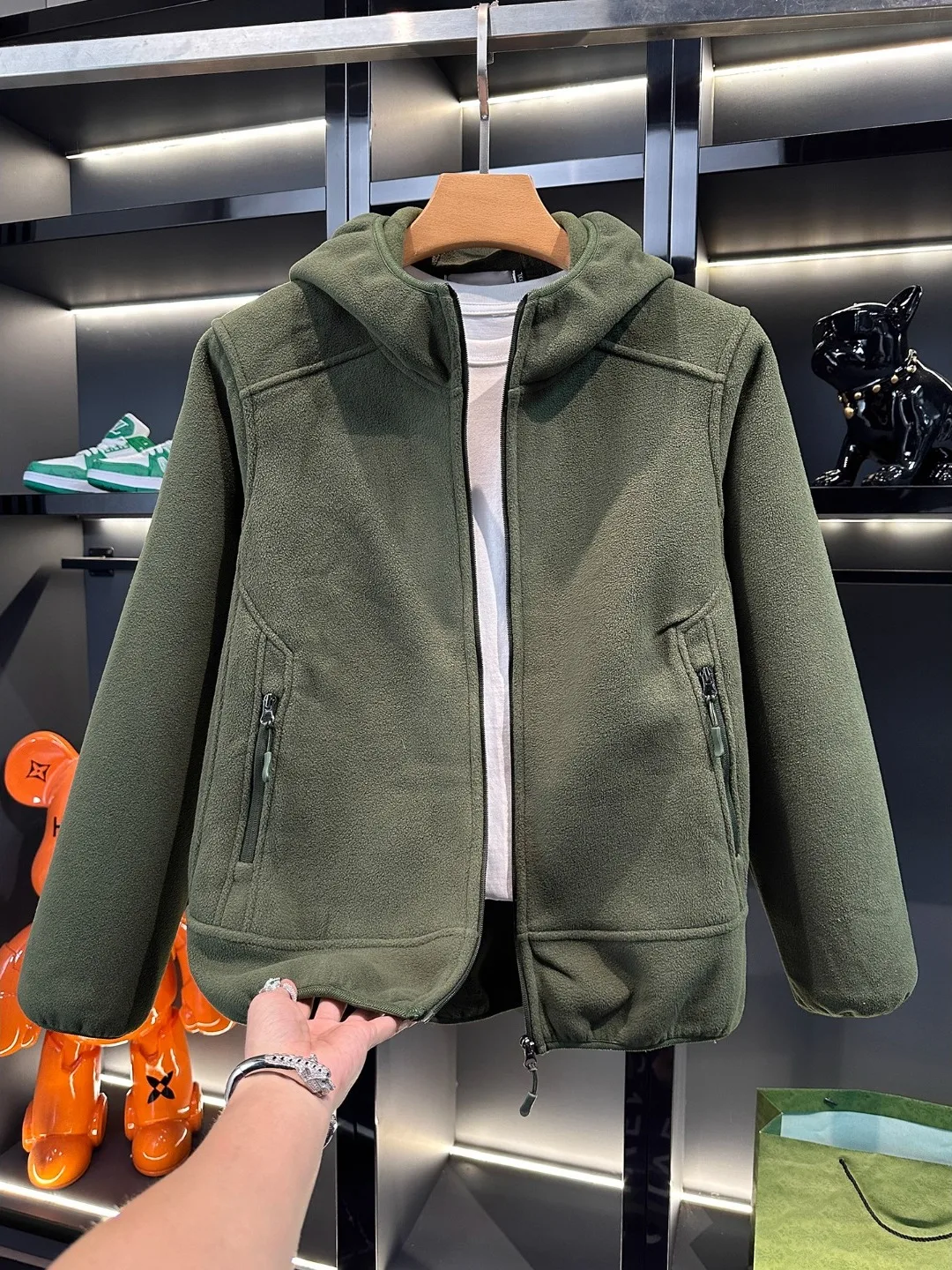 

Men's Outdoor Casual Hooded Jaet Fce-Like Lamb Velvet Windproof Warm Autumn Winter Long Sve Zipper Closure Patterned