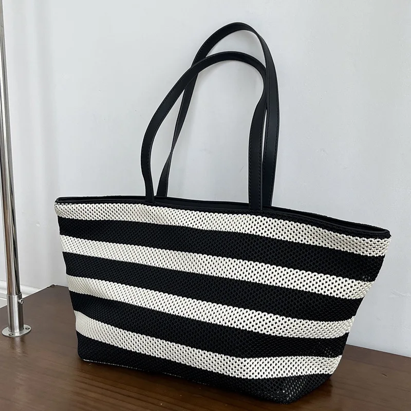 

Сетчатая большая сумка — черно-белая сумка через плечо в полоску, просторная дышащая пляжная сумка