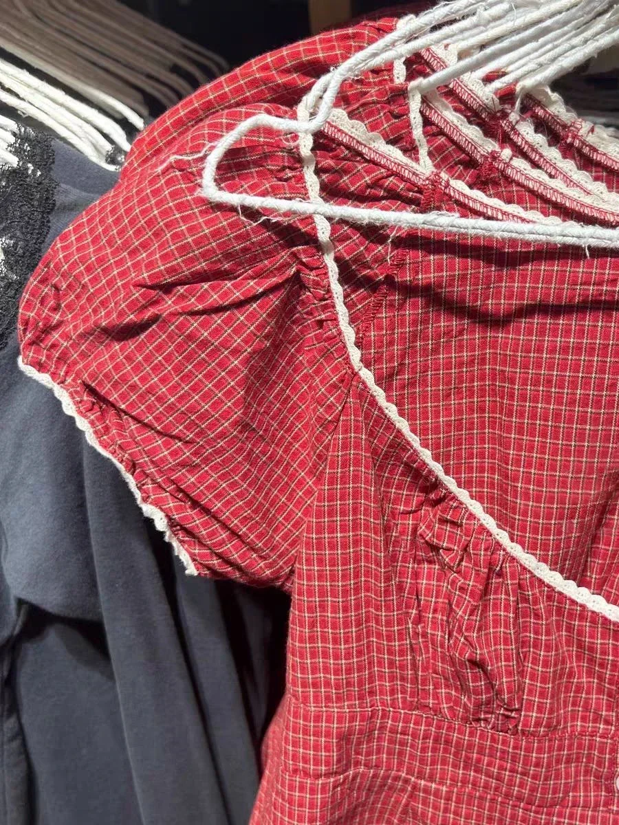 Women Red Plaid Lace Trim T-Shirt Blouse Three Buttons Square Neck Short Puff Sleeve Cotton Tshirt Summer Sweet Crop Tops Y2k image 4