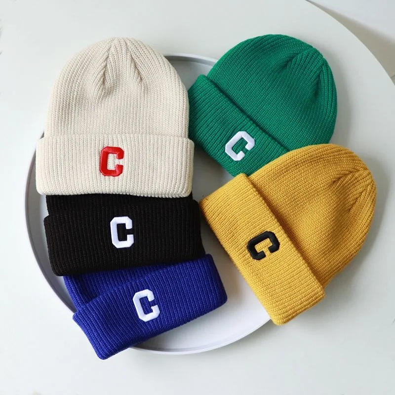 New fall/winter baby hats Children's knitted hats Boys and girls earmuffs Letter C baby wool hats