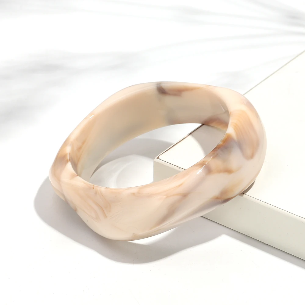 Bohomia Acryl Verklaring Onregelmatige Geometrische Dikke Armbanden voor Vrouwen Hars Kleurrijke Overdreven Bedelarmband Sieraden Geschenken