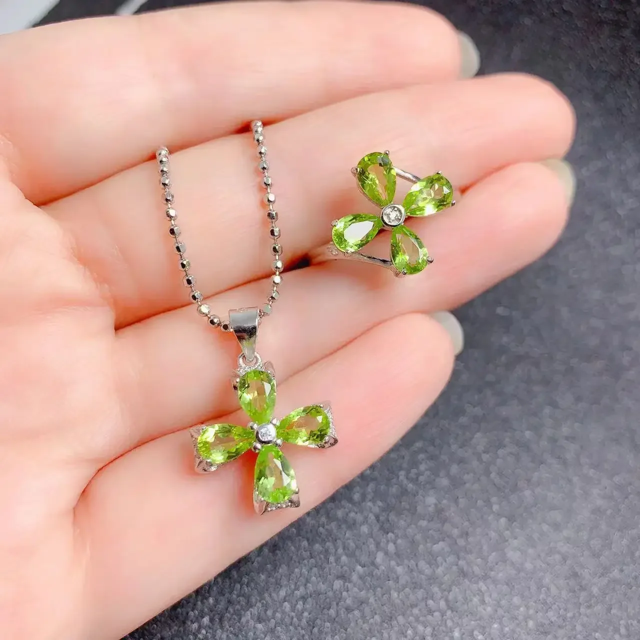 

Кулон из натурального драгоценного камня перидота/ослитина, кольцо с перидотом, серьги, женское ожерелье с серебряным комплектом ювелирных изделий, подарок на день рождения, годовщину