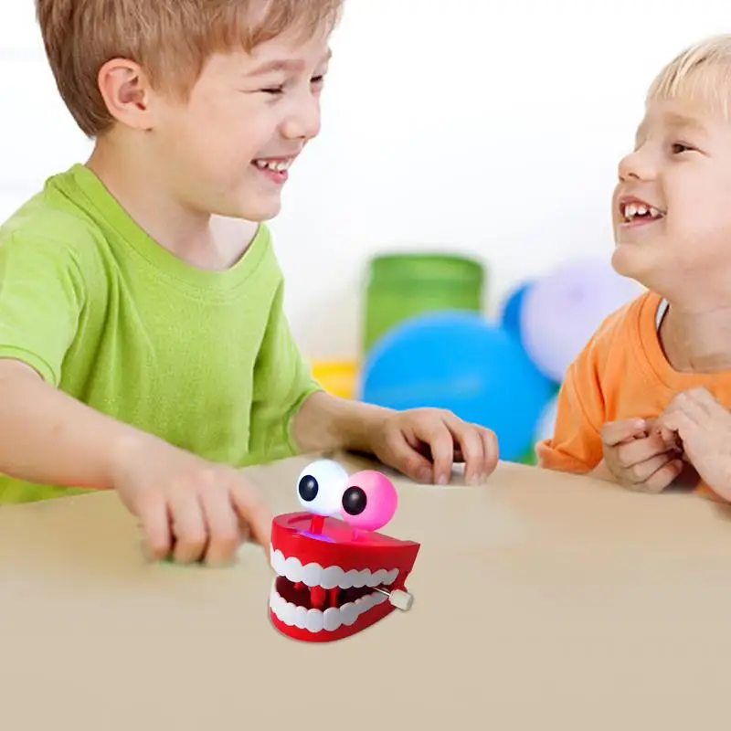 Chattering Teeth Wind Up Wind Up Toy Chatter Teeth With Eyes Family Friends Interaction Toy Novelty Tabletop Ornament Gag Joke