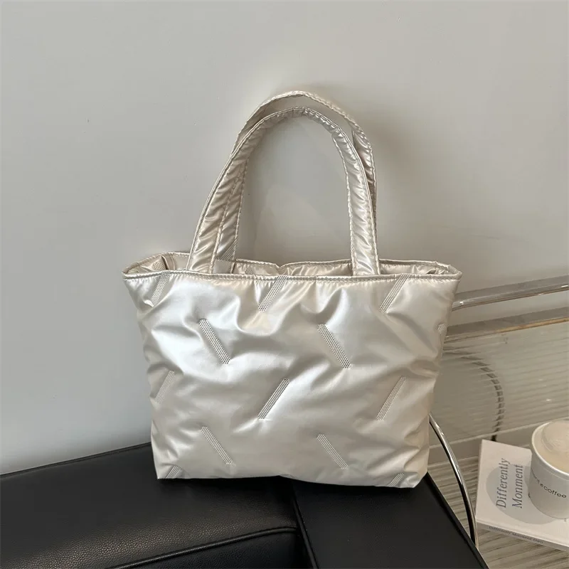 Ladies Large Capacity Casual Versatile Shoulder Underarm Bag