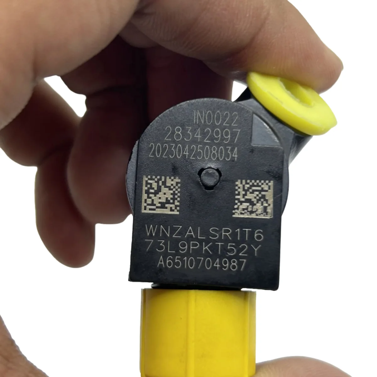 

28342997 A6510704987 A6510700587 6510704987 Common rail injector for Benz Lingte Weiting