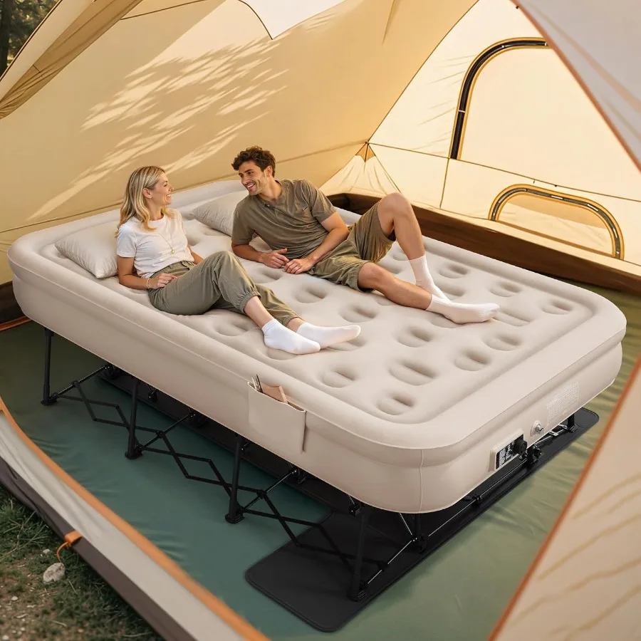 مرتبة هوائية بحجم كوين مع إطار متكامل وحقيبة دوارة محمولة تتميز بمضخة أوتوماتيكية مدمجة لسهولة الإعداد والسكو