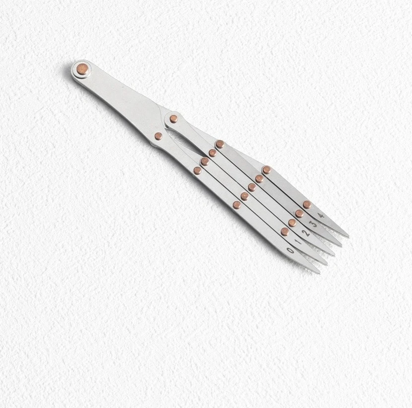 Handmade Leather Quick Equidistant Ruler, Luggage Rivet Layout Ruler, Precise Marking, Evenly Distributed Positioning Artifact