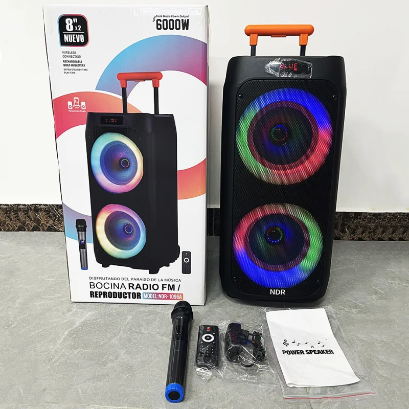 Potenza di picco 6000W potente scatola con braccio con timone da esterno 8 pollici Big Horn Partybox Karaoke pesante con altoparlanti Bluetooth con