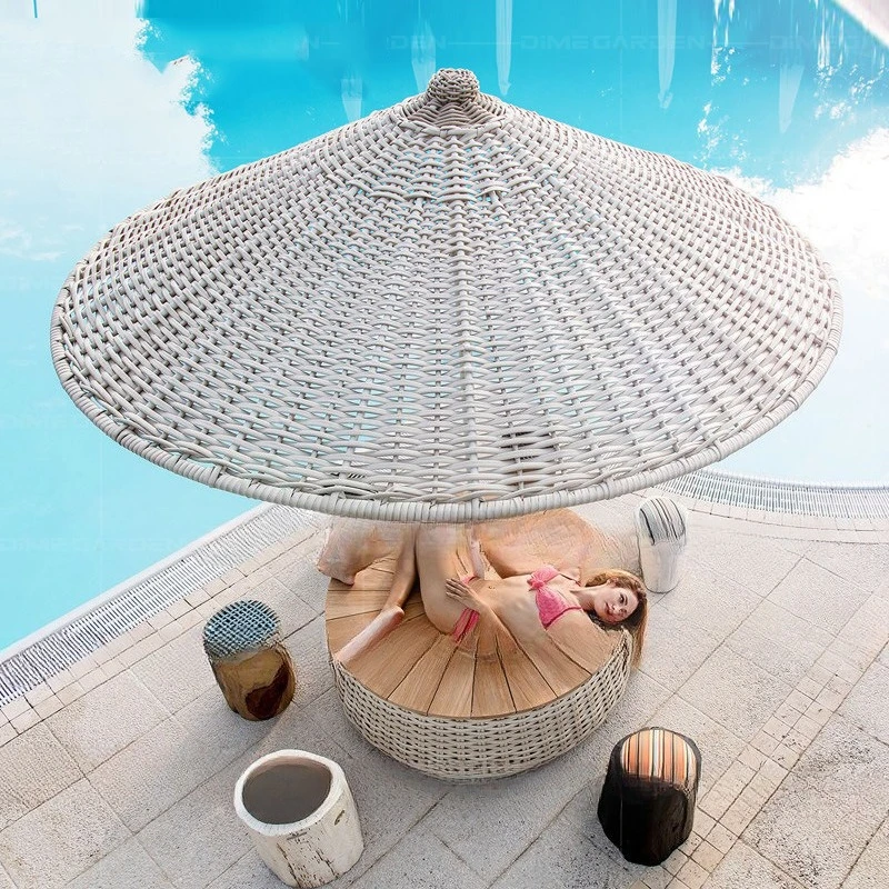 

Shade Court Villa clock in outdoor rattan open-air garden B & B Bali