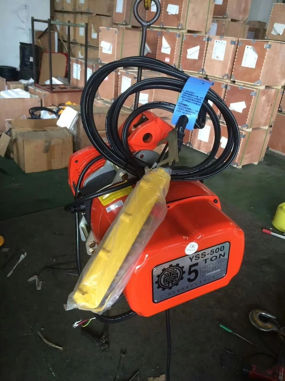 

F21-E1B Crane Radio Remote Control for Construction Equipment Wireless Operating System Not Specified Color as Shown in the Pict