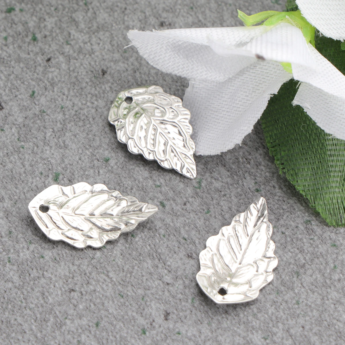 

6pcs Elegant Leaf Charm Pendants Silver Jewelry Making Accessories Unique Fashion Charms for Bracelets Necklaces Keychains