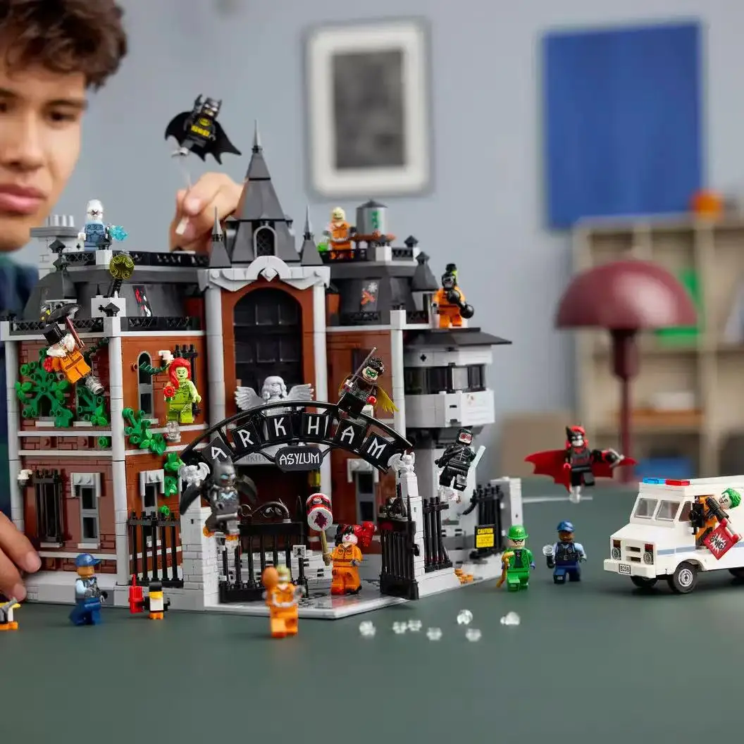 Disney 2026 NEW Hero Series 76300 Arkham Asylum set, Halloween, presente de Natal, presente de aniversário