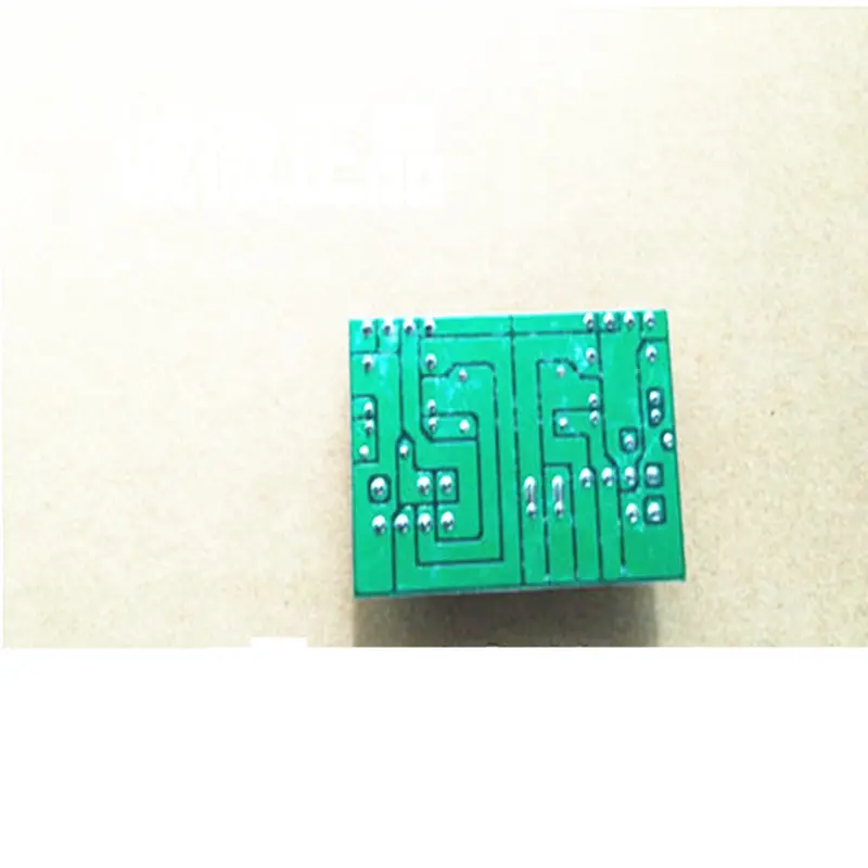 صندوق فيوز لوحة دوائر كهربائية لأداة السيارة لشيري QQ QQ3 QQ6 A1 #2