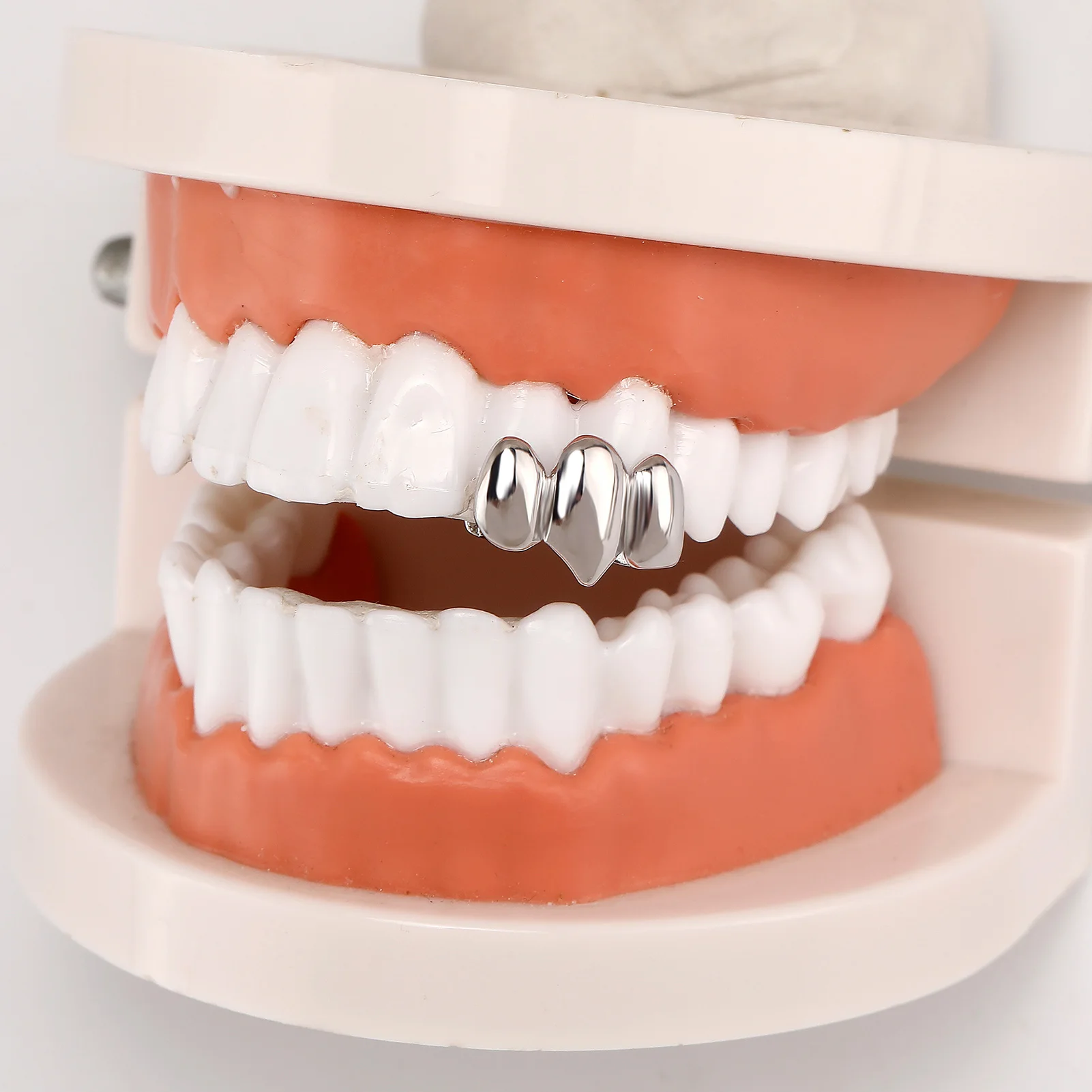 TOPGRILLZ Hip Hop Glossy Teeth Grillz Fangs Punk 3 Tooth Caps For Women Men Jewelry Halloween Cosplay Gift Dental Grills