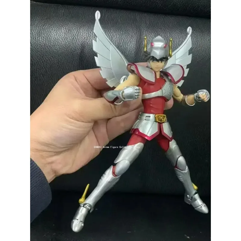 

Action Figures GT Model Saint Seiya Cloth Myth Bronze Pegasus Seiya V1 Hyoga Pegasus Dragon Shiryu 25th Safety Cap Helmet Metal