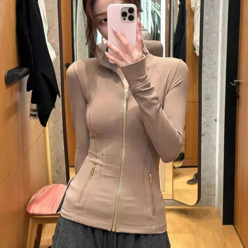 

Women Define Hip Length Running Jacket Buttery-soft Weightless Four-way Stretch Sportswear Slim Fit Yoga Athletic Jackets