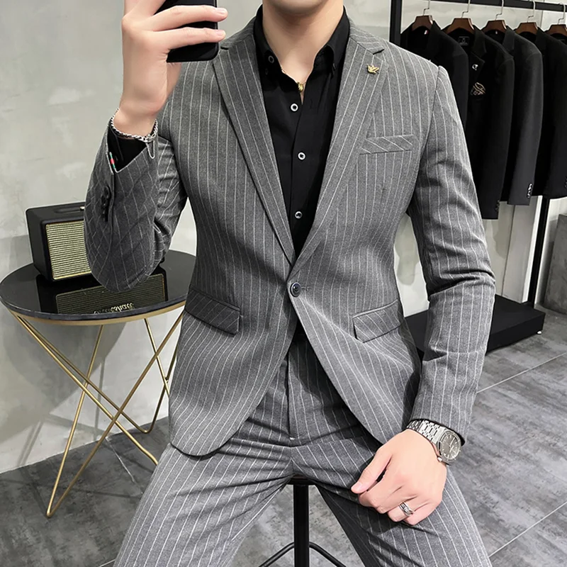 

(Jacket+Pants) 2022 Formal Business Stripe Mens Suits Groom Wedding Tuxdeo Stylish Designer Party Suits 2 Pieces Costume Homme