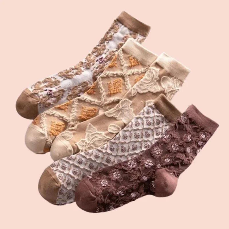 

3/6 Pairs Pattern Casual Socks 2024 Women's Socks Embroidered Trendy Socks Retro Embossed Three-dimensional Middle Tube Socks