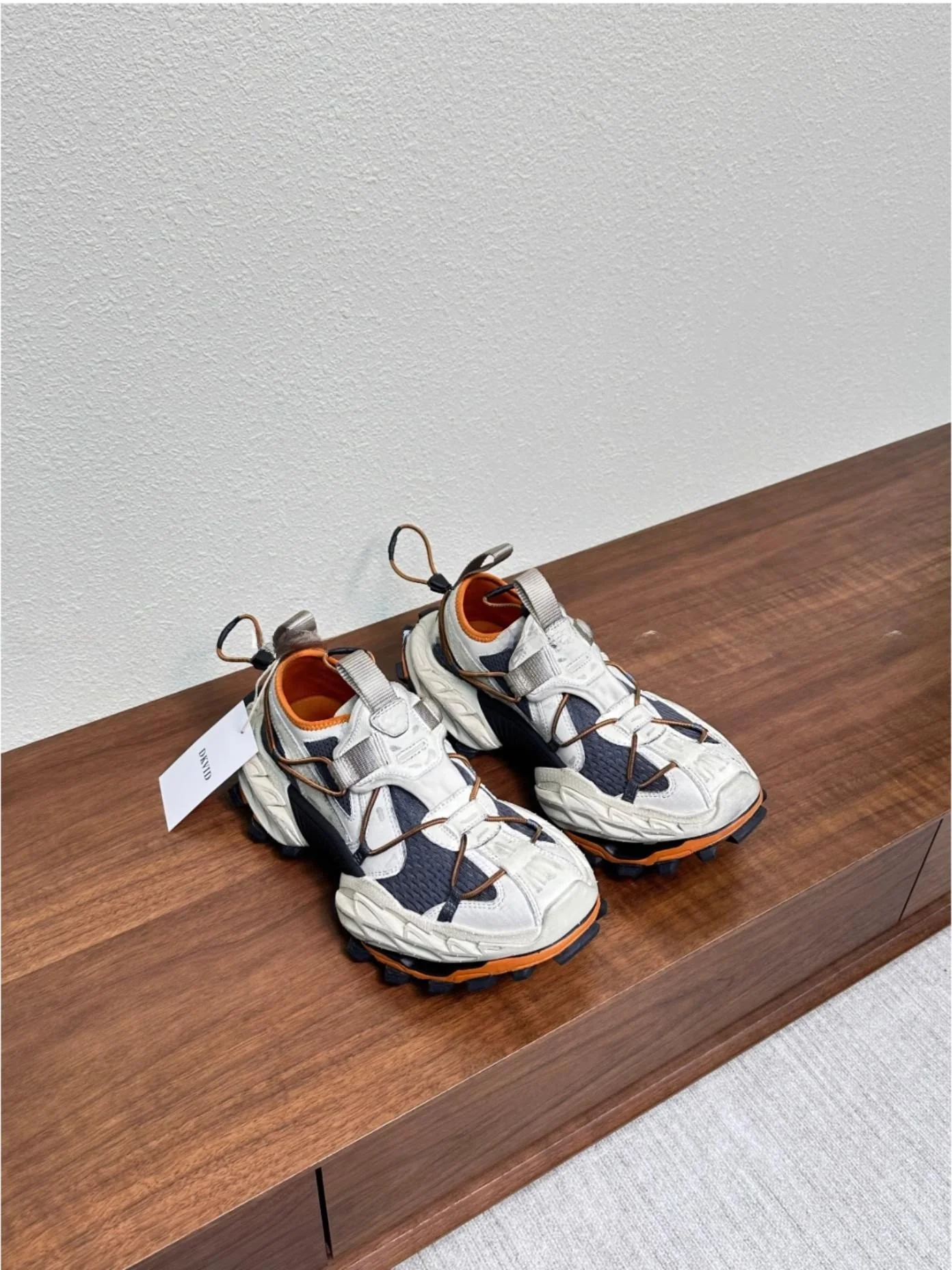 

Высококачественные новые кроссовки Rixo Dames пятнадцатого поколения в стиле Dad Shoes на толстом каблуке, спортивные повседневные, с тканевой подкладкой, для активного отдыха