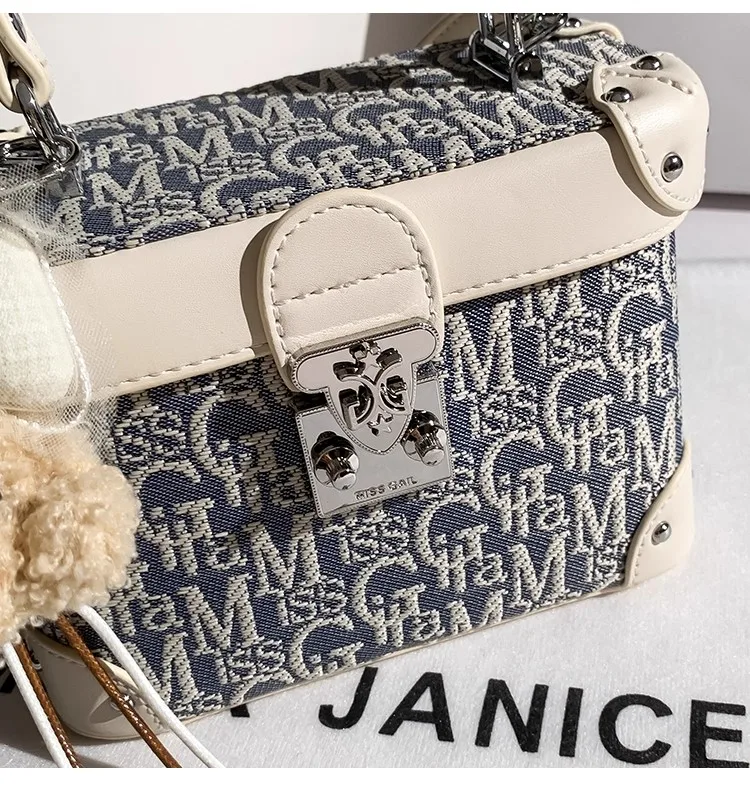 Luxury Embroidery Square Box High Quality Fashion Letter Pattern Women Handbag Textured Clutch Purse Shoulder Crossbody Bag