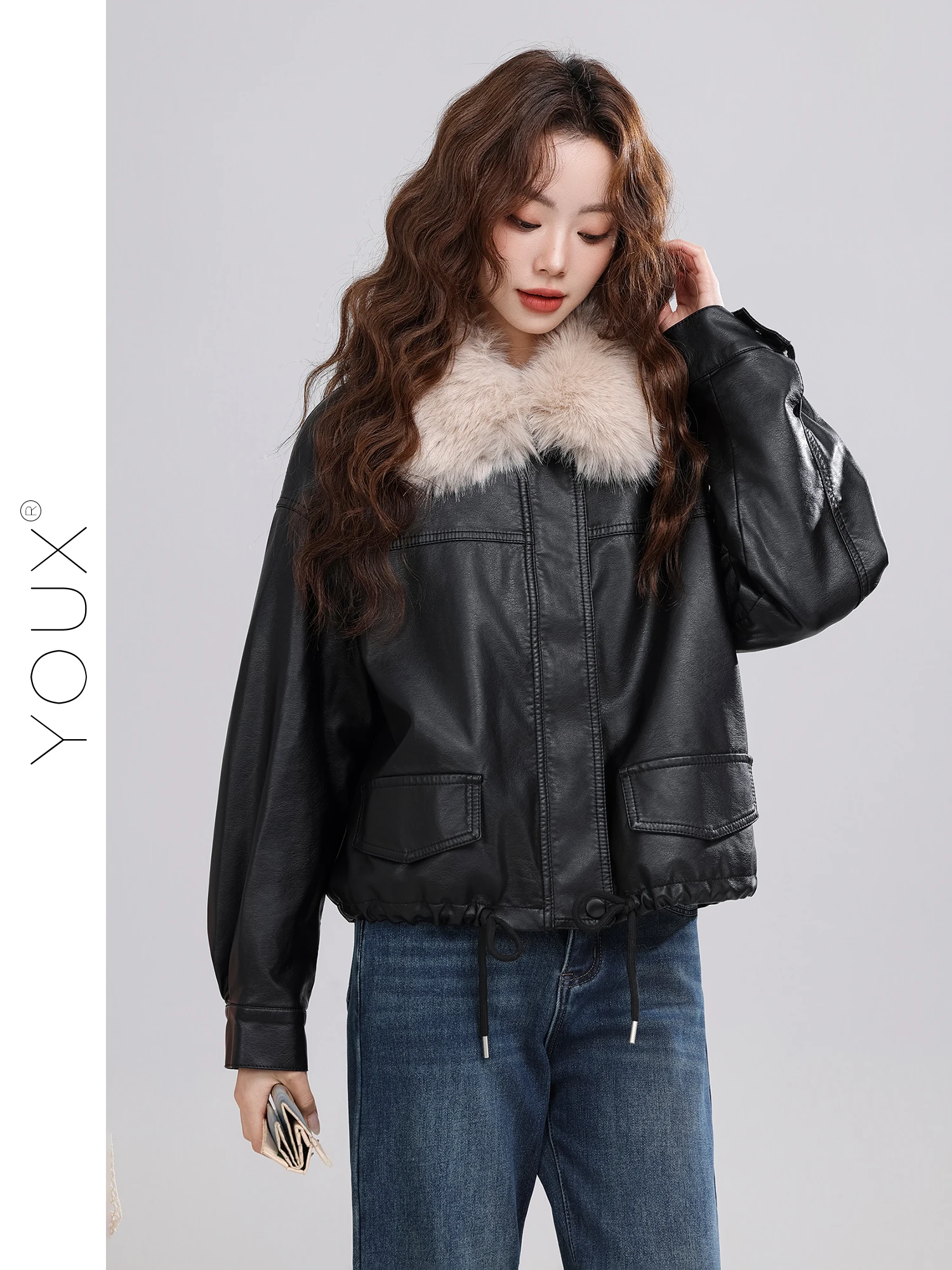เสื้อโค้ทหนังเทียมบุขนเฟอร์เทียม รุ่นใหม่สำหรับฤดูหนาว สไตล์วินเทจ สำหรับผู้หญิง ป้องกันลม ทรงยาว