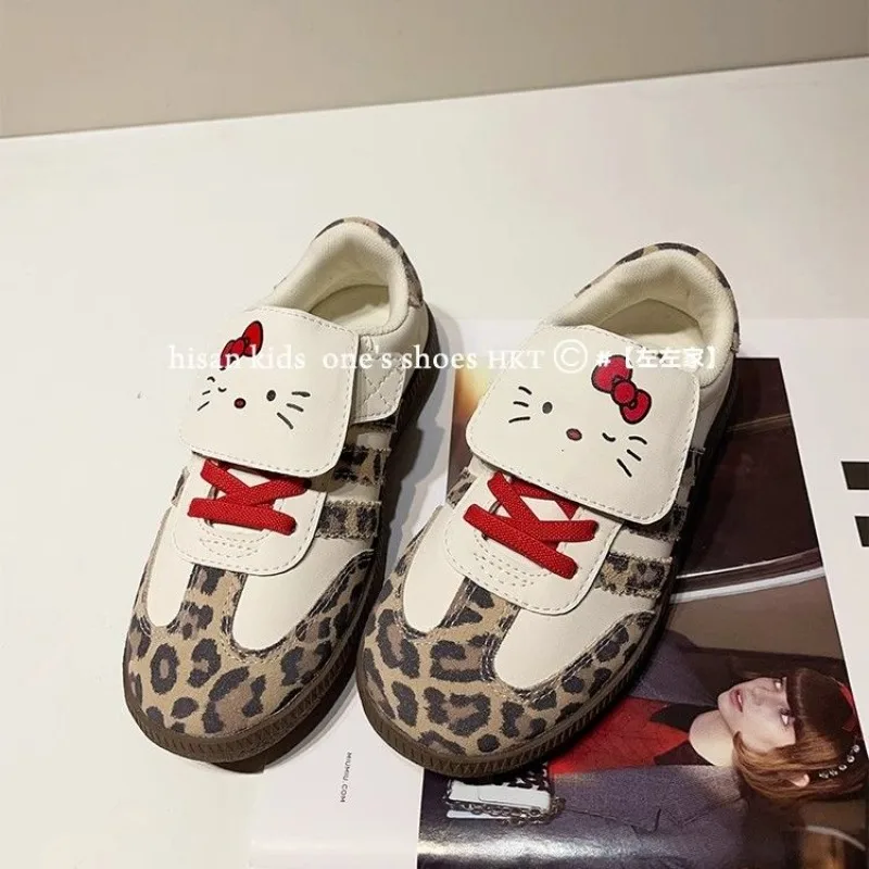 

Весенне-осенние модные туфли Hello Kitty в стиле аниме Sanrio, детские повседневные кроссовки с милым мультяшным принтом Y2k, подарки для девочек