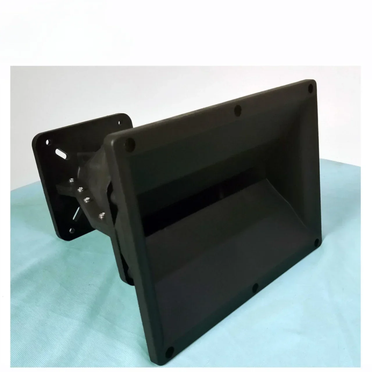 

Professional audio system, 2-inch tweeter, speaker, 12 inch linear array