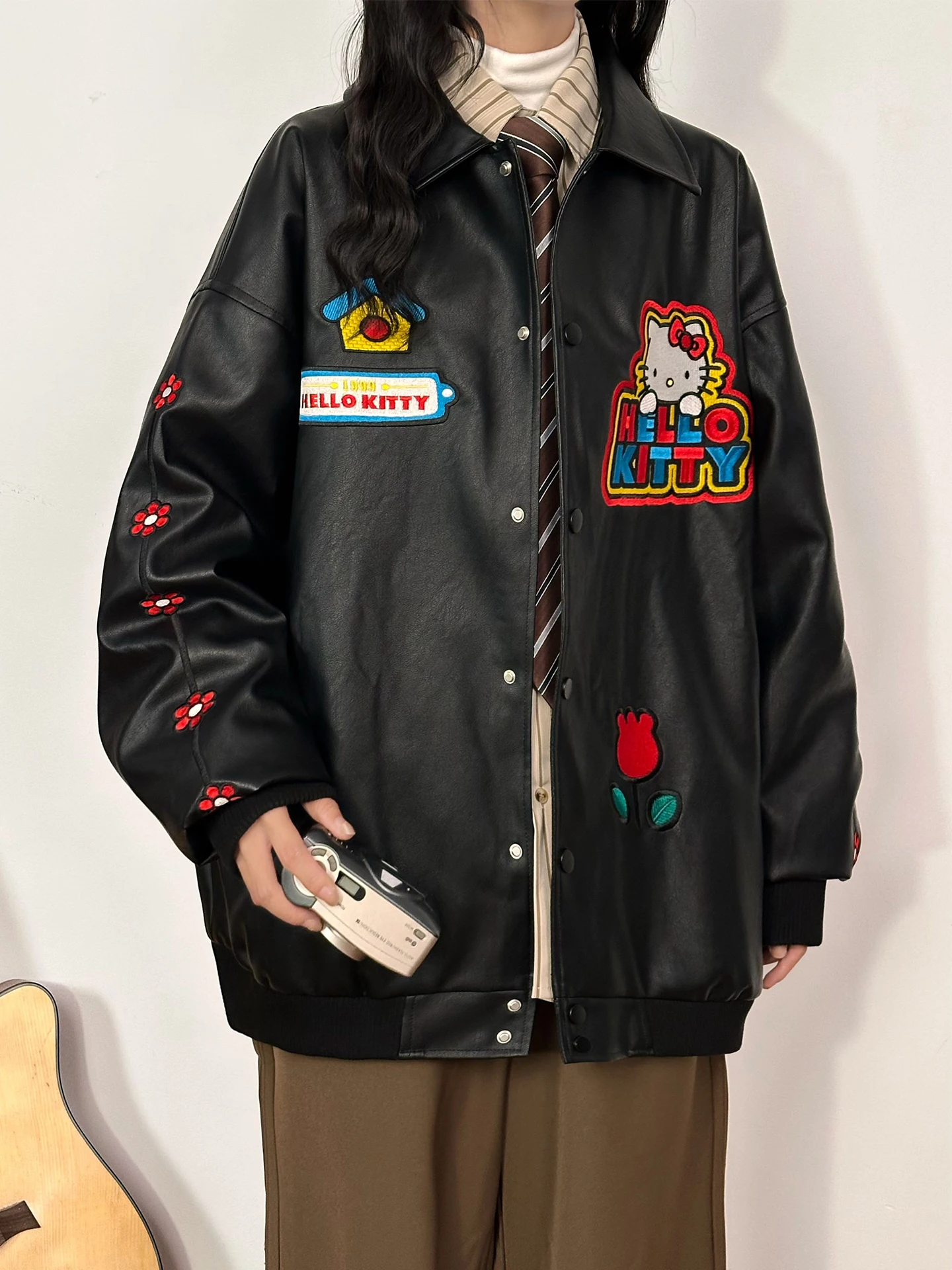 Original americano retro dos desenhos animados hellokit bordado couro jaet feminino solto topo rua sle couro do plutônio longo sve casaco