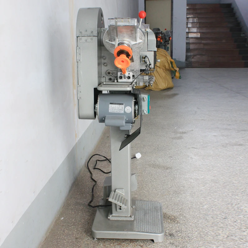 Shoes and Hats Clothing Jeans Curtain Automatic Hook Paste Machine