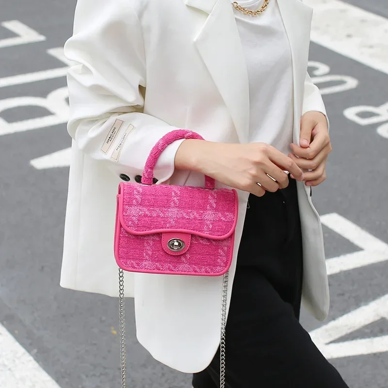 Niche design small square bag women's new high-quality celebrity style handbag wool quilted chain crossbody bag pink mini bag