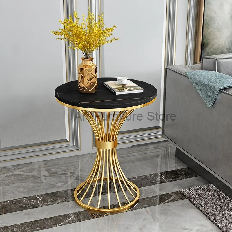 Design Luxury Side Table Metal Iron Nordic Korea Round Small Side Table Black Gold Mesa De Centro De Sala Loft Decor Interior