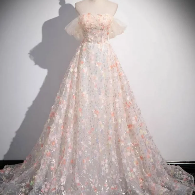 

Customized fresh Straps Tull Wedding Dresses applique Tull 3D flower Bridal Gowns Made Dress