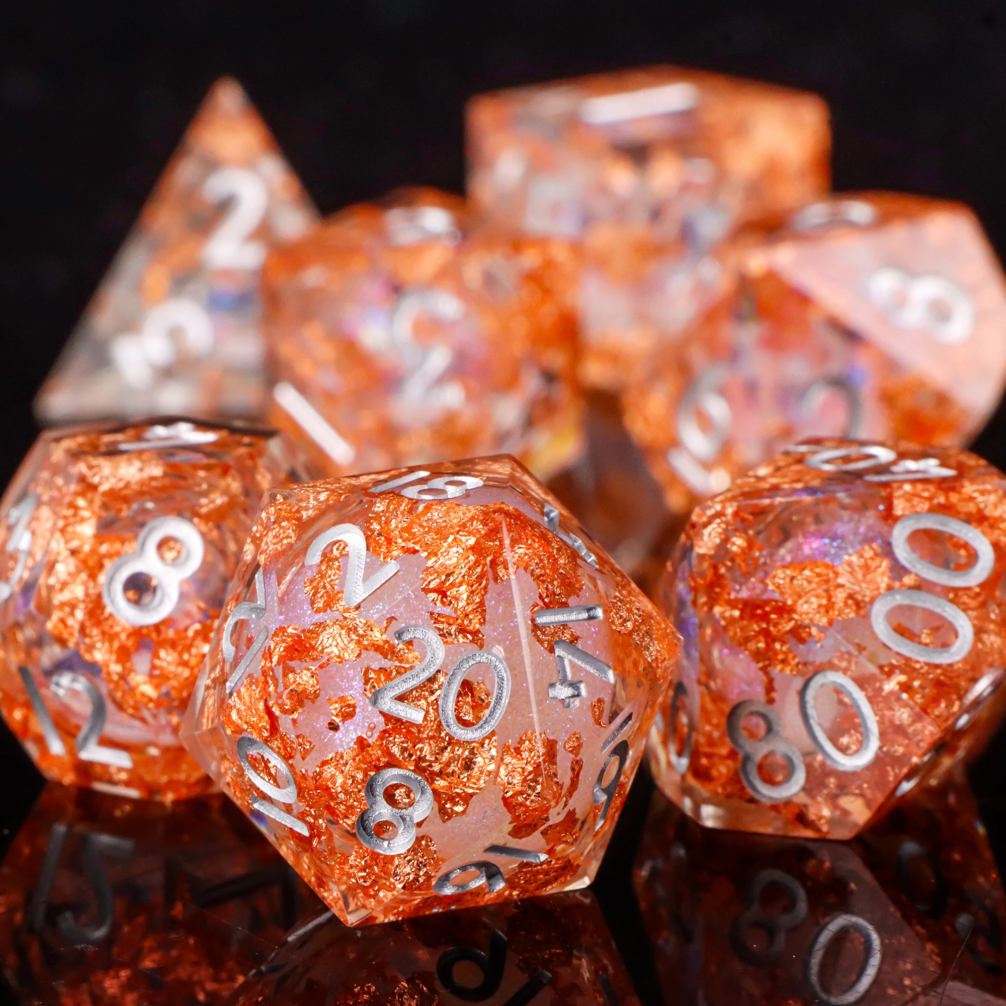 7Pcs Liquid Core Koi Fish DND Dice Set,Ocean Themed Resin Role Playing D&D Dice including D20 D12 D10 D8 D6 D4 Sharp Edge