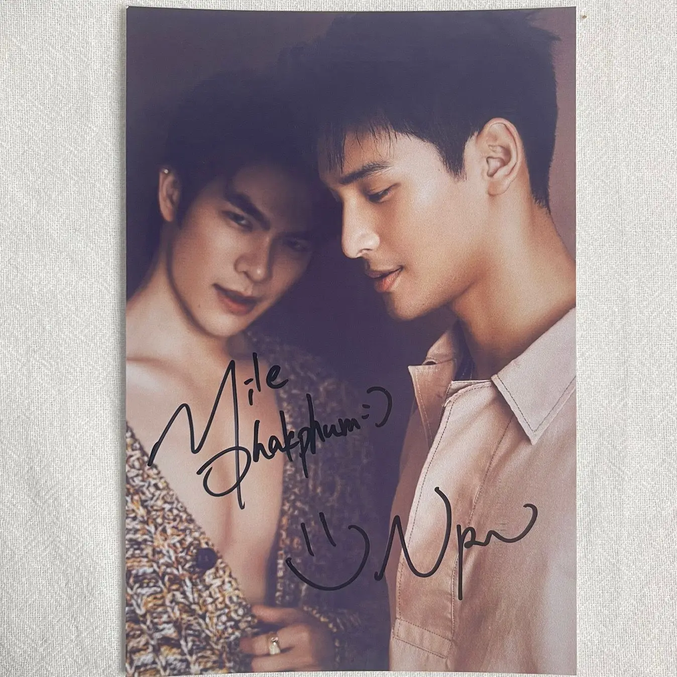 Thai BL Drama KinnPorsche The Series Kinn Apo Mile Signature Photo Hand Signed Photo For Fans Collection